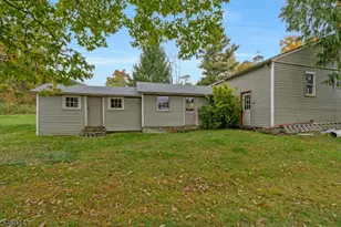 39 Still Hollow Rd, Tewksbury Township, NJ 08833 - Photo 9