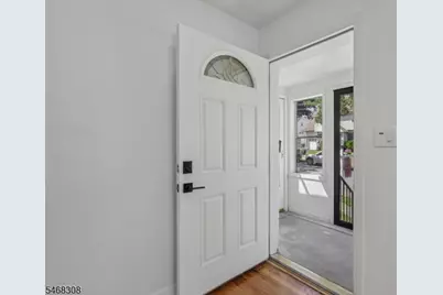 75 Emerson St, Clifton, NJ 07013 - Photo 3