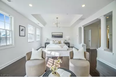 30 Carillon Cir, Livingston, NJ 07039 - Photo 17