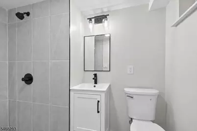 825 Bishop St, Union Township, NJ 07083 - Photo 35
