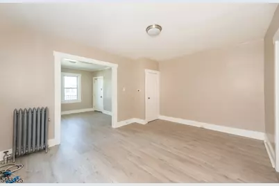 19 Arch St, Bloomfield, NJ 07003 - Photo 9