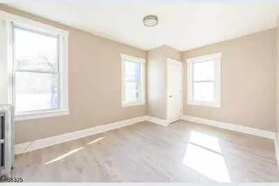19 Arch St, Bloomfield, NJ 07003 - Photo 13