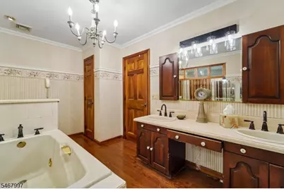 28 Parker Pl, Upper Saddle River, NJ 07458 - Photo 27
