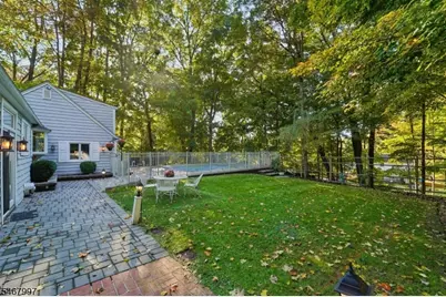 28 Parker Pl, Upper Saddle River, NJ 07458 - Photo 35