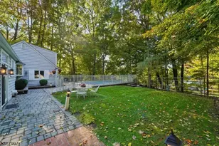 28 Parker Pl, Upper Saddle River, NJ 07458 - Photo 35