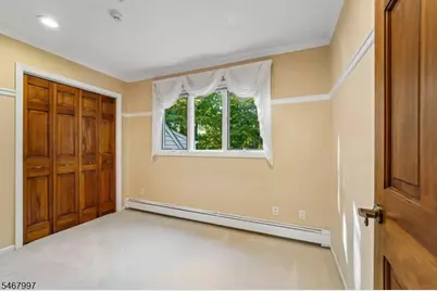 28 Parker Pl, Upper Saddle River, NJ 07458 - Photo 17