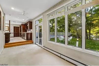 28 Parker Pl, Upper Saddle River, NJ 07458 - Photo 13