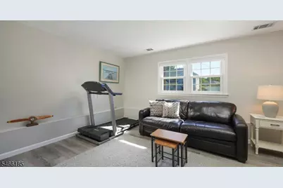15 Roselle Ave, Cranford Township, NJ 07016 - Photo 27