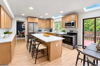 83 Edgewood Ave, West Orange Township, NJ 07052 - Photo 5