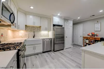 58 Sunrise Dr, Hanover Township, NJ 07981 - Photo 15