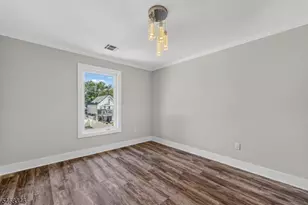 163 Kipp Ave, Elmwood Park, NJ 07407 - Photo 29