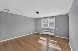 17 Kossuth St, Wallington, NJ 07057 - Photo 13