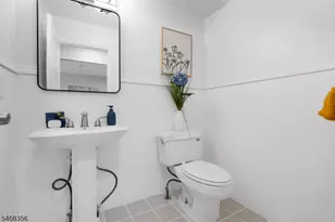16 E Kinney St, Newark, NJ 07102 - Photo 21