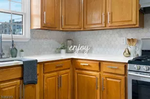 16 E Kinney St, Newark, NJ 07102 - Photo 11