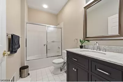 347 Winthrop Dr, Nutley, NJ 07110 - Photo 31