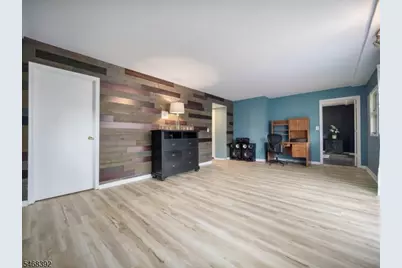 130 Glenside Trl, Byram Township, NJ 07871 - Photo 27