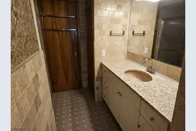 16 Jackson Ave, South Hackensack Township, NJ 07606 - Photo 13
