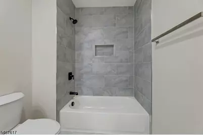 239 Ellery Ave, Newark, NJ 07106 - Photo 19