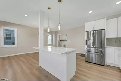 239 Ellery Ave, Newark, NJ 07106 - Photo 13