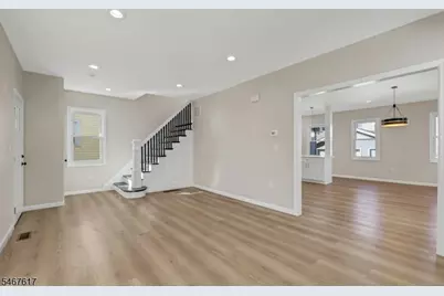 239 Ellery Ave, Newark, NJ 07106 - Photo 5