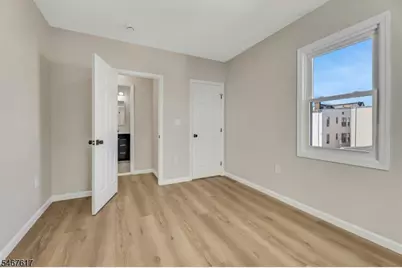 239 Ellery Ave, Newark, NJ 07106 - Photo 21