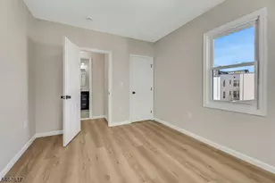 239 Ellery Ave, Newark, NJ 07106 - Photo 21