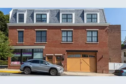 368 Paterson Ave #Left, East Rutherford, NJ 07073 - Photo 3