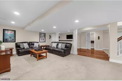 11 Huntington Dr, Clinton Township, NJ 08801 - Photo 39