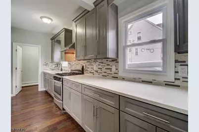 37 William St #1, East Orange, NJ 07017 - Photo 17