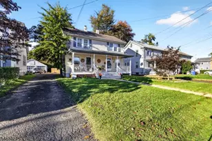 319 Runyon Ave, Middlesex, NJ 08846 - Photo 3