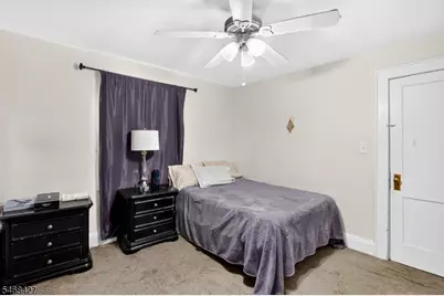 319 Runyon Ave, Middlesex, NJ 08846 - Photo 17