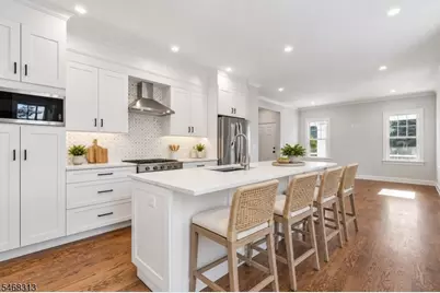 4 Summit Ave Unit 1, Summit, NJ 07901 - Photo 1