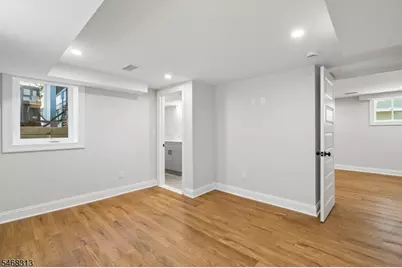 4 Summit Ave Unit 1, Summit, NJ 07901 - Photo 19