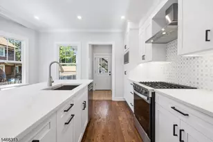 4 Summit Ave, Summit, NJ 07901 - Photo 9