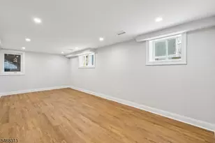 4 Summit Ave, Summit, NJ 07901 - Photo 17