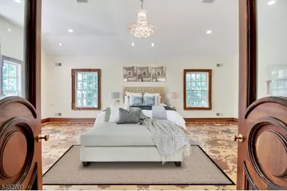 325 South Orange Avenue, Livingston, NJ 07039 - Photo 17