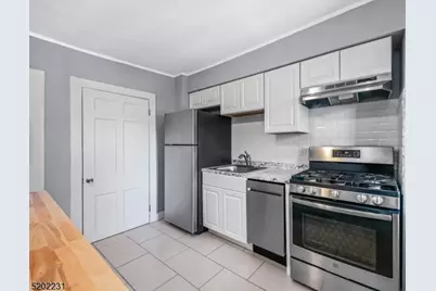 44 Madison St, Morristown, NJ 07960 - Photo 13