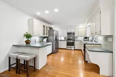 74 Woodland Rd, Madison, NJ 07940 - Photo 9