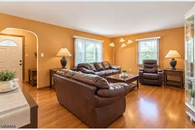 154 Locust Ave, Garwood, NJ 07027 - Photo 5