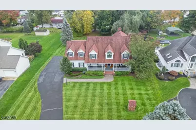 226 Hollywood Ave, Fairfield, NJ 07004 - Photo 5