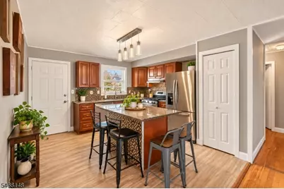 1107 Warren St, Roselle, NJ 07203 - Photo 5