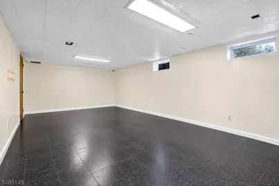 1107 Warren St, Roselle, NJ 07203 - Photo 13