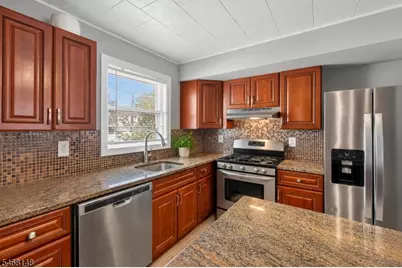 1107 Warren St, Roselle, NJ 07203 - Photo 7