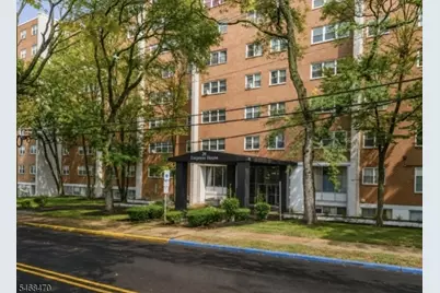 39 E 39th St #G, Paterson, NJ 07514 - Photo 1
