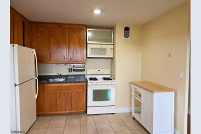 39 E 39th St #G, Paterson, NJ 07514 - Photo 5