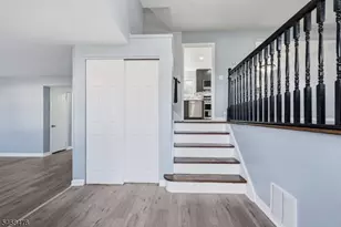 7 Winthrop Rd, Franklin Township, NJ 08873 - Photo 5