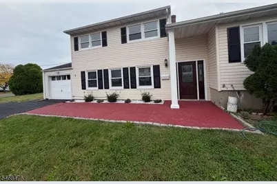7 Winthrop Rd, Franklin Township, NJ 08873 - Photo 3