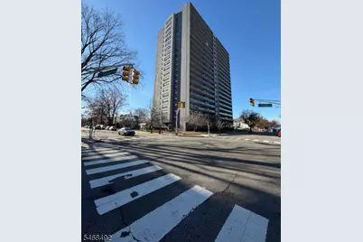 285 Aycrigg Ave #6F, Passaic, NJ 07055 - Photo 1