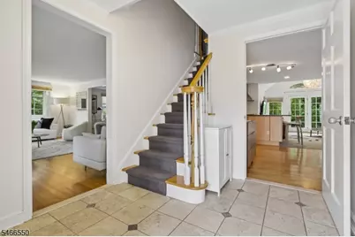 68 Crescent Pl, Millburn, NJ 07078 - Photo 3