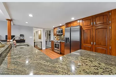 68 E Lake Rd, Kinnelon, NJ 07405 - Photo 13